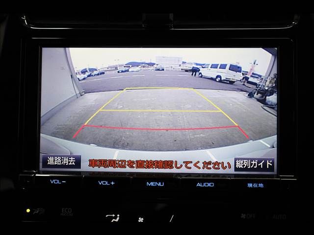 TOYOTA PRIUS 2017 Image 31