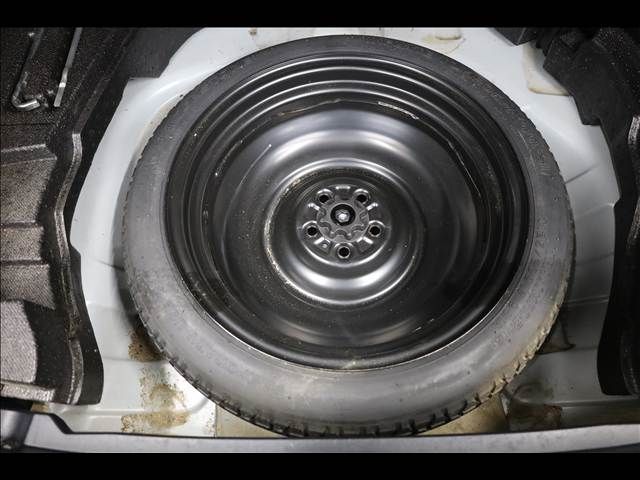 TOYOTA PRIUS 2017 Image 31