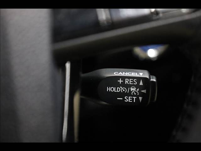 TOYOTA PRIUS 2019 Image 31