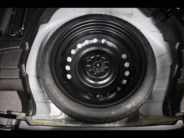 TOYOTA PRIUS 2019 Image 31