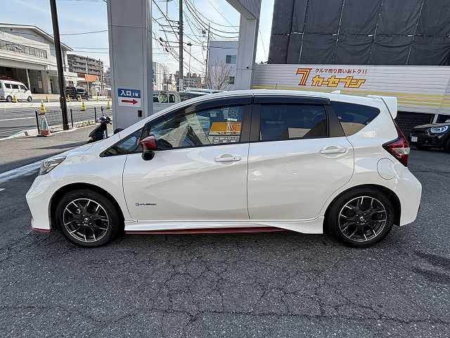 NISSAN NOTE 2017 Image 31