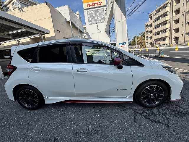 NISSAN NOTE 2017 Image 31