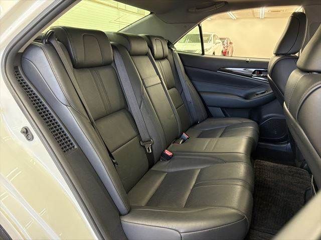 TOYOTA CROWN SEDAN HYBRID 2014 Image 31