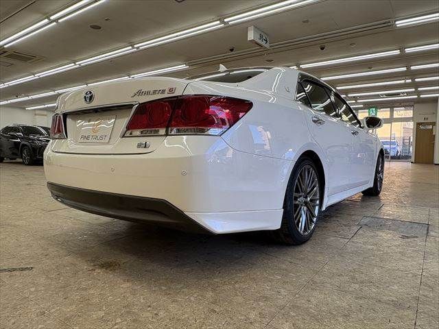 TOYOTA CROWN SEDAN HYBRID 2014 Image 31
