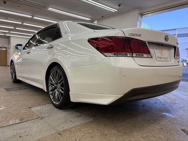 TOYOTA CROWN SEDAN HYBRID 2014 Image 31