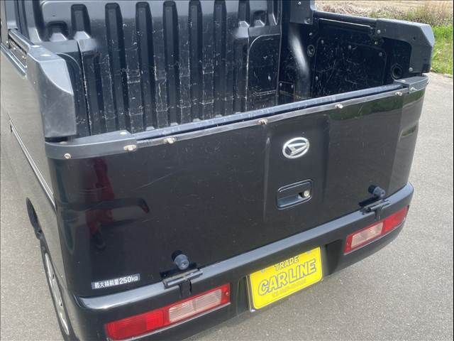 DAIHATSU HIJET CARGO 2010 Image 31