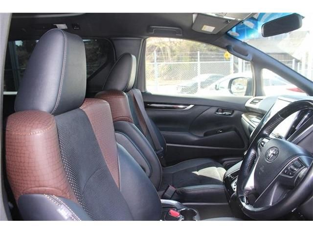 TOYOTA ALPHARD 2017 Image 31