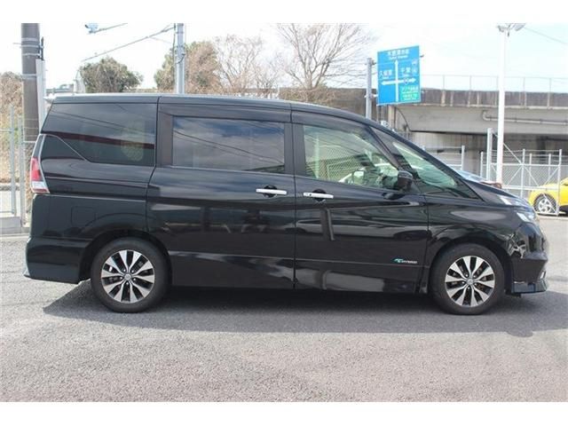 NISSAN SERENA  S-HYBRID 2017 Image 31