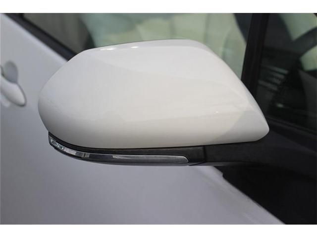 TOYOTA PRIUS PHV 2017 Image 31