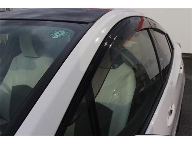 TOYOTA PRIUS PHV 2017 Image 31