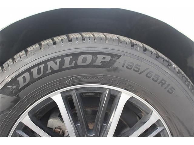 TOYOTA PRIUS PHV 2017 Image 31