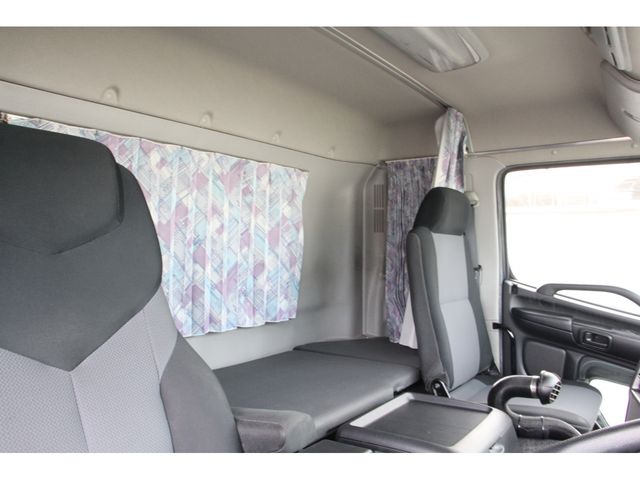 HINO PROFIA 2016 Image 31