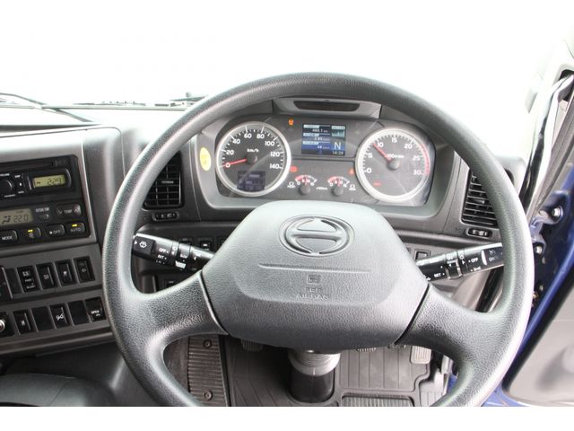 HINO PROFIA 2016 Image 31