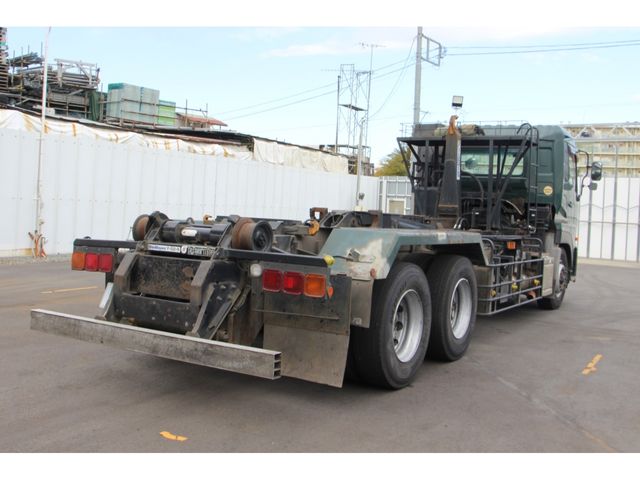 NISSAN DIESEL QUON 2011 Image 31