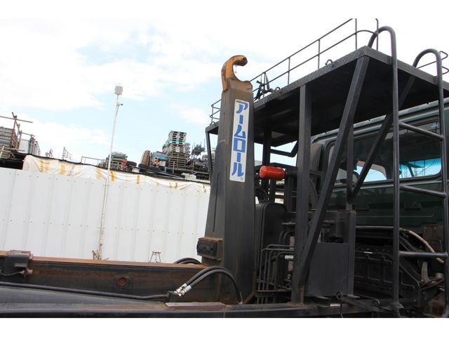 NISSAN DIESEL QUON 2011 Image 31