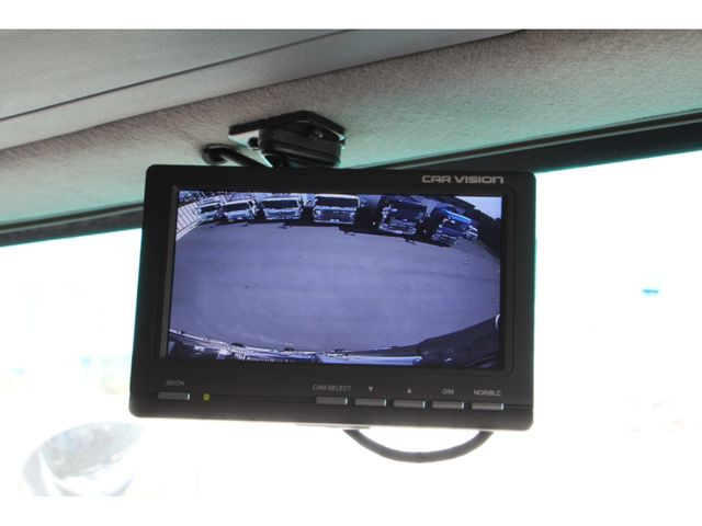 NISSAN DIESEL QUON 2007 Image 31