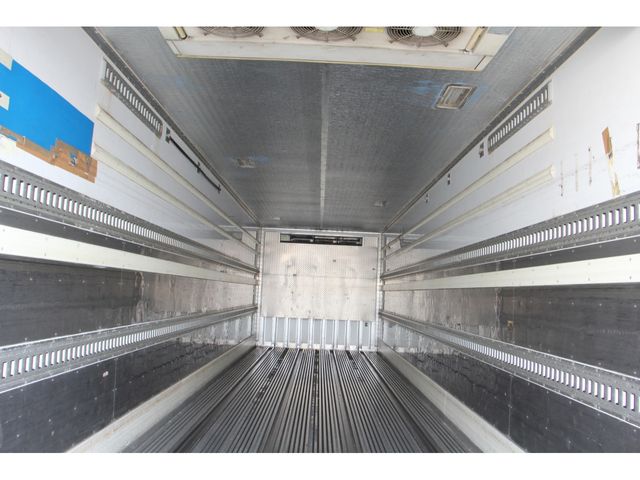 NISSAN DIESEL QUON 2007 Image 31