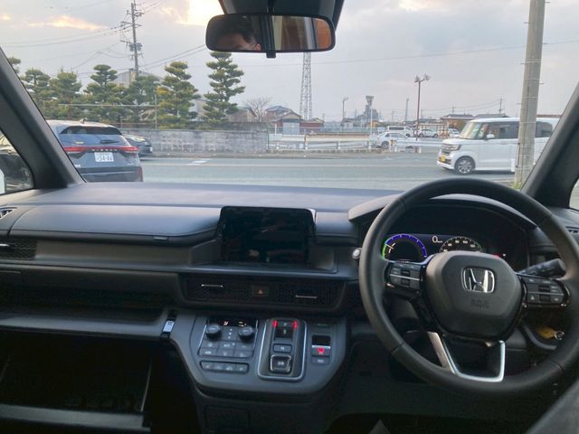 HONDA STEPWAGON E:HEV SPAD 2026 Image 31