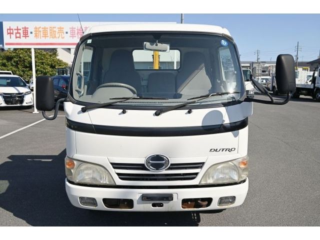 HINO DUTRO 2011 Image 31