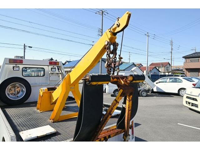 HINO DUTRO 2011 Image 31