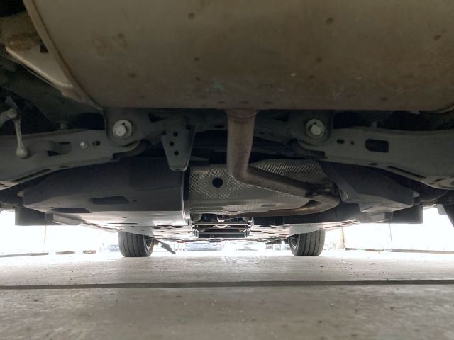 TOYOTA C-HR 2017 Image 31