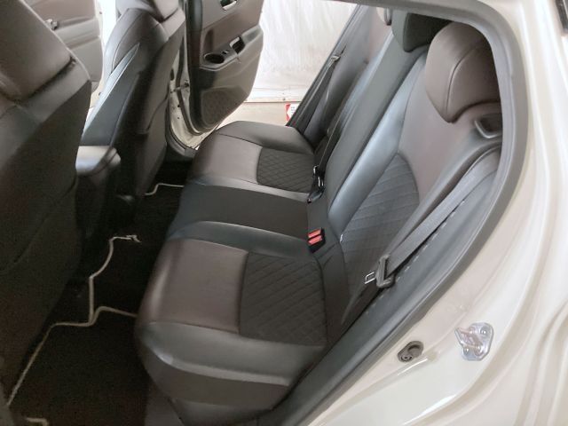 TOYOTA C-HR 2017 Image 31