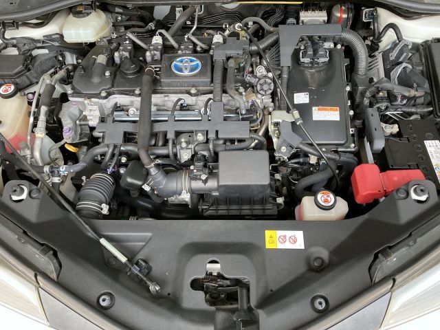 TOYOTA C-HR 2017 Image 31