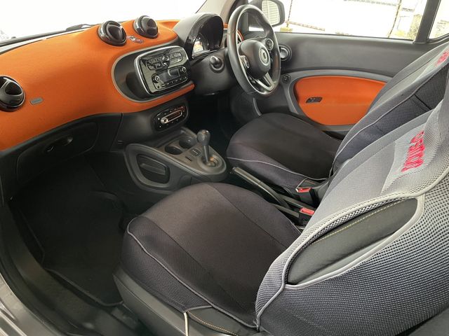 MCC SMART FORTWO COUPE 2015 Image 31