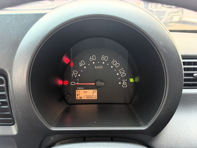 DAIHATSU HIJET CARGO 2014 Image 31