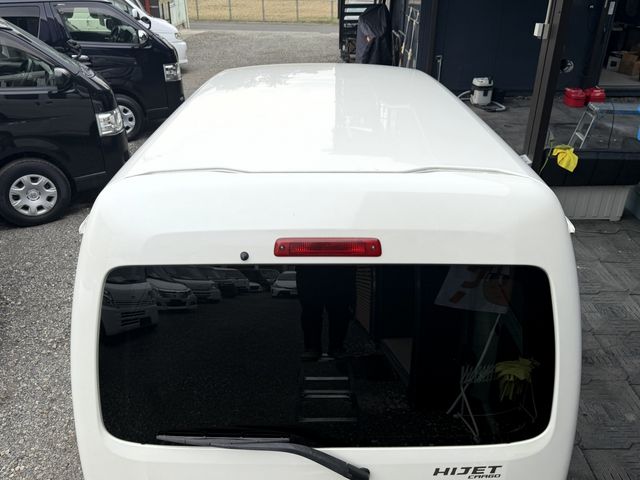 DAIHATSU HIJET CARGO 2014 Image 31