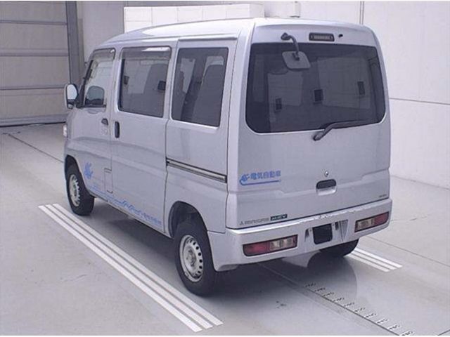 MITSUBISHI MINICAB-MIEV 2012 Image 31