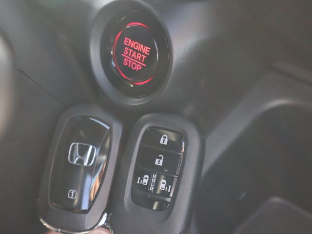 HONDA N BOX CUSTOM 2023 Image 31