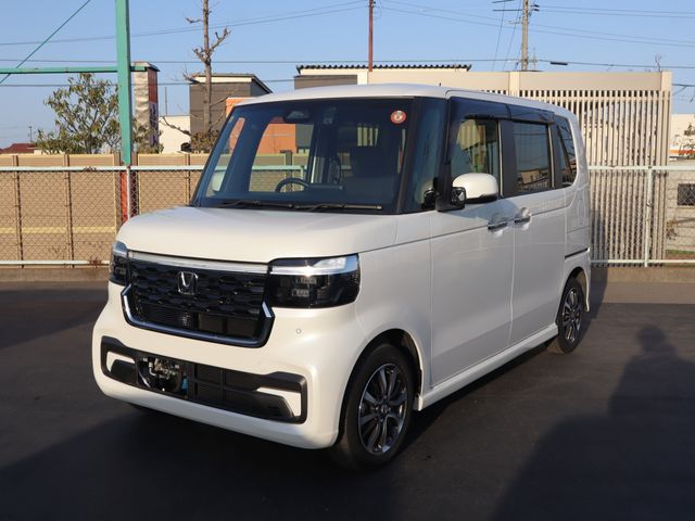 HONDA N BOX CUSTOM 2023 Image 31