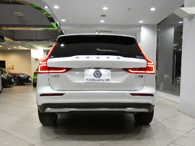 VOLVO V60 CROSS COUN 2022 Image 31