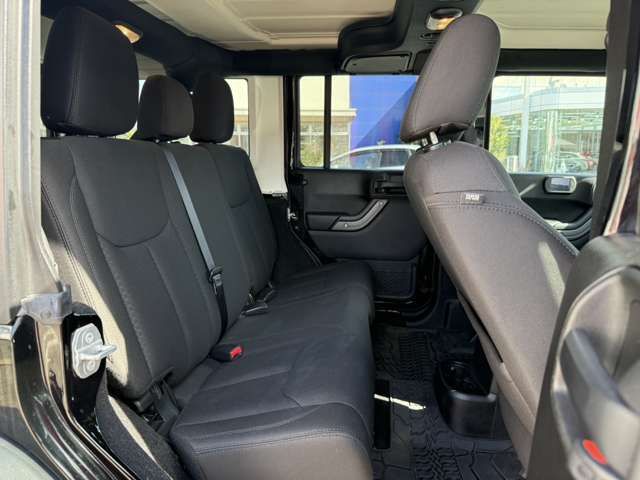 JEEP WRANGLER UNLIMI 2017 Image 31