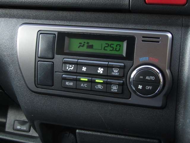 TOYOTA HIACE VAN 2WD 2023 Image 31