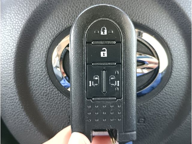 DAIHATSU TANTO CUSTOM 2017 Image 31