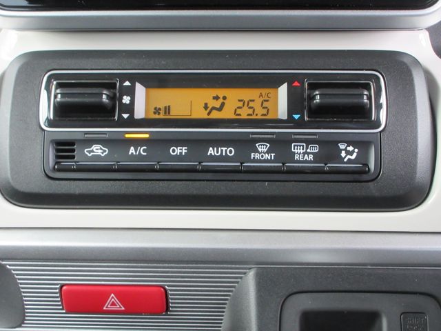 SUZUKI SPACIA 4WD 2023 Image 31