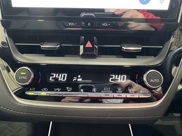 TOYOTA COROLLA CROSS HYBRID 2025 Image 31