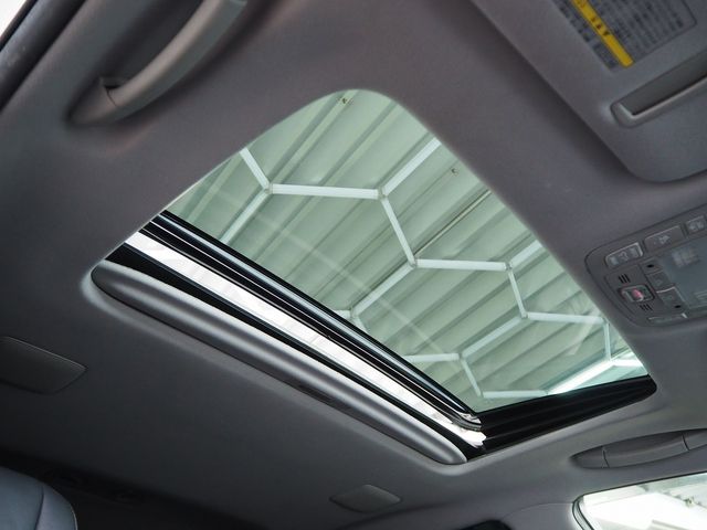 TOYOTA CROWN MAJESTA HYBRID 2014 Image 31