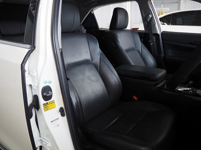 TOYOTA CROWN MAJESTA HYBRID 2014 Image 31