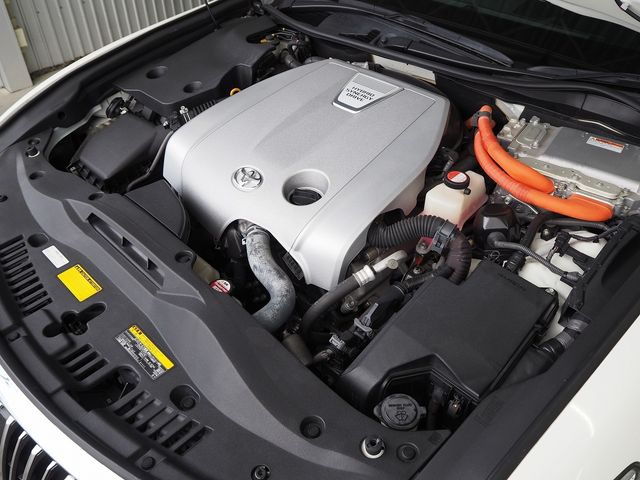 TOYOTA CROWN MAJESTA HYBRID 2014 Image 31