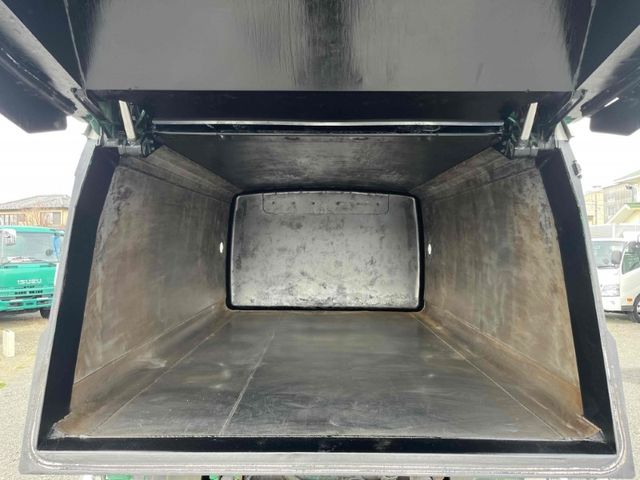 HINO DUTRO 2018 Image 31