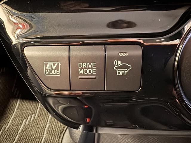 TOYOTA PRIUS 2020 Image 31