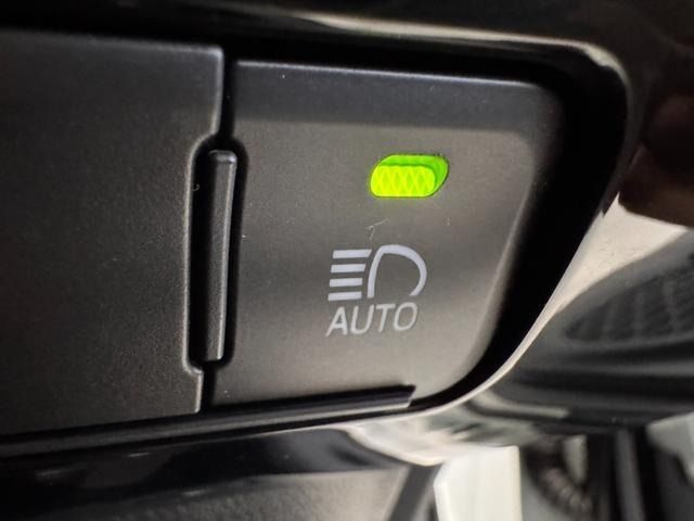 TOYOTA PRIUS 2020 Image 31