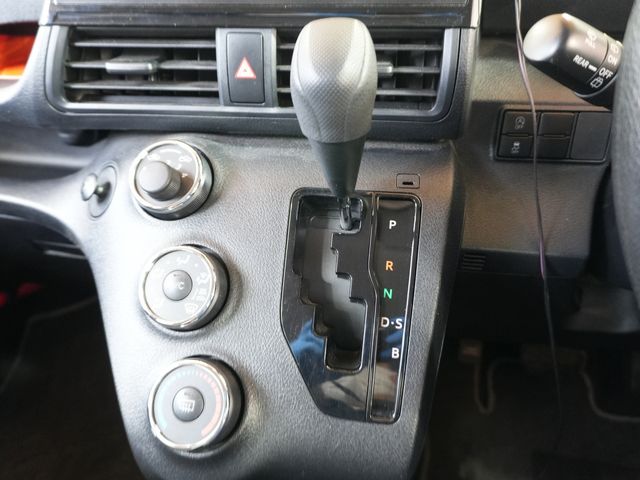 TOYOTA SIENTA 2020 Image 31