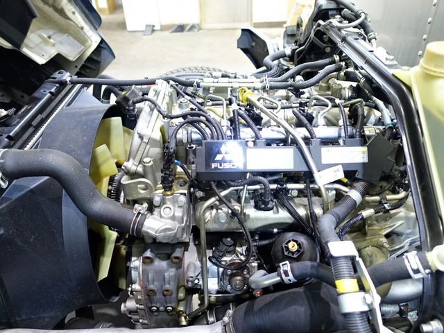 MITSUBISHI CANTER 2014 Image 31