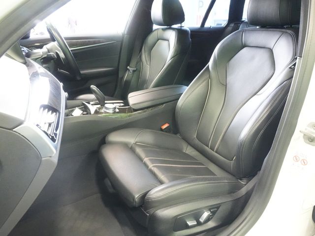 BMW 5SERIES TOURING 2018 Image 31