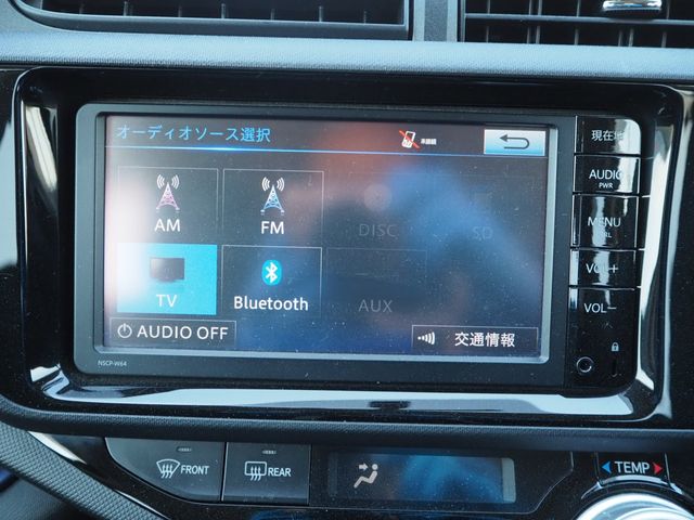 TOYOTA AQUA 2015 Image 31