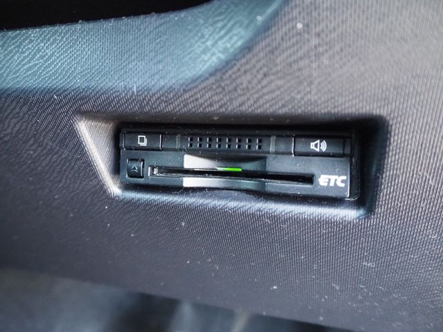 TOYOTA AQUA 2015 Image 31